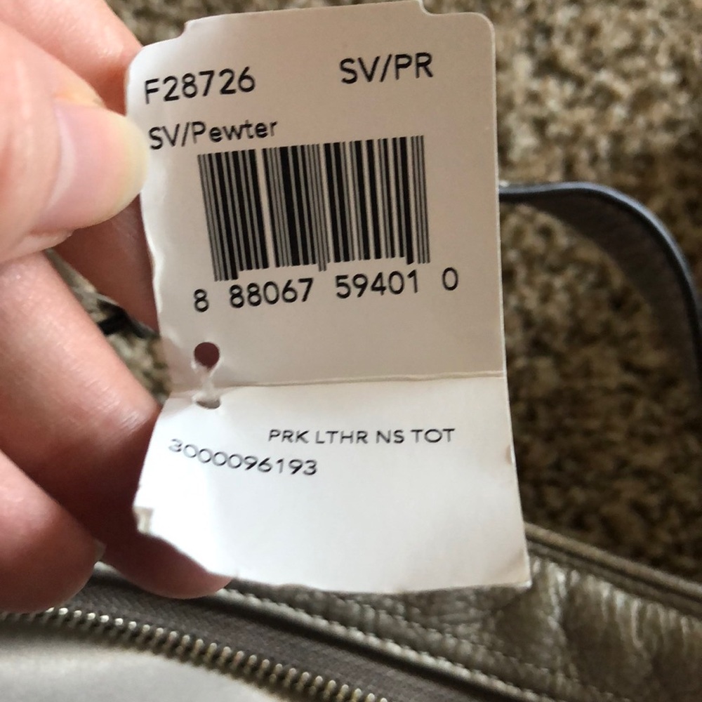 Bnwt coach pewter extra large tote - Picture 5 of 7